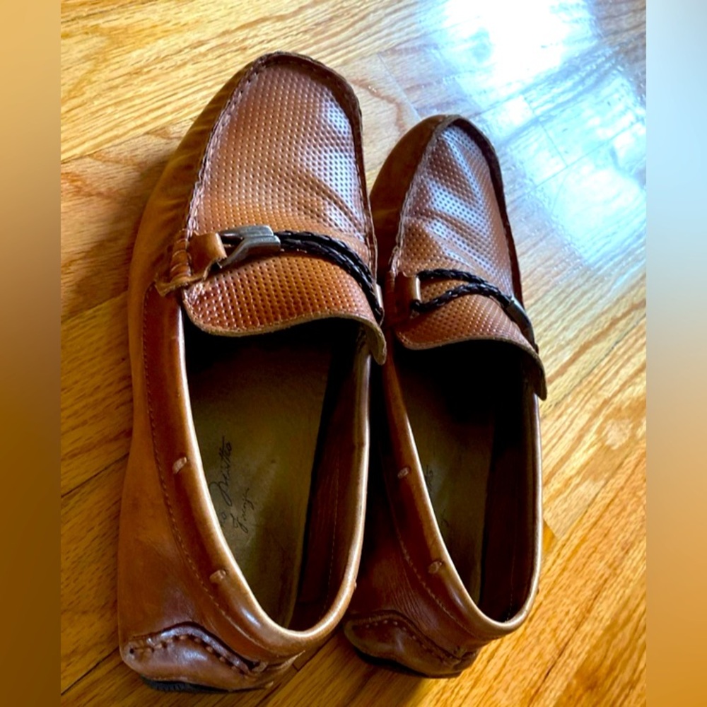 Mens Massimino Leather Casual Shoes 
Gently used